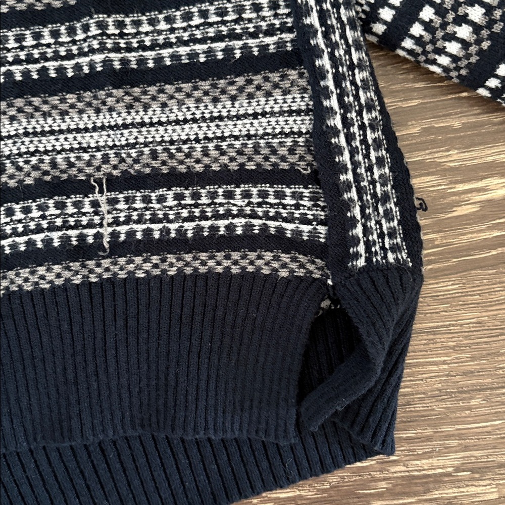 Navy Patterned Sweater - image 5